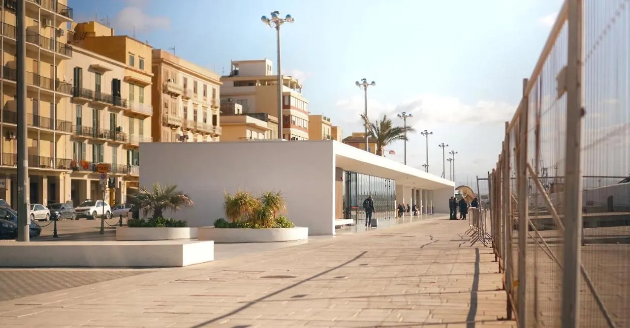 ** לינה וארוחת בוקר טראפאני B&B Il Profumo Del Porto איטליה